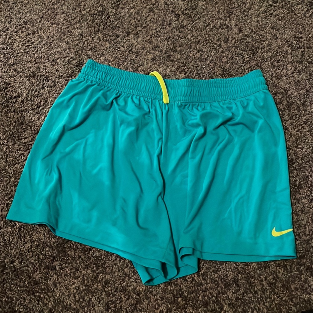 Nike 7” shorts